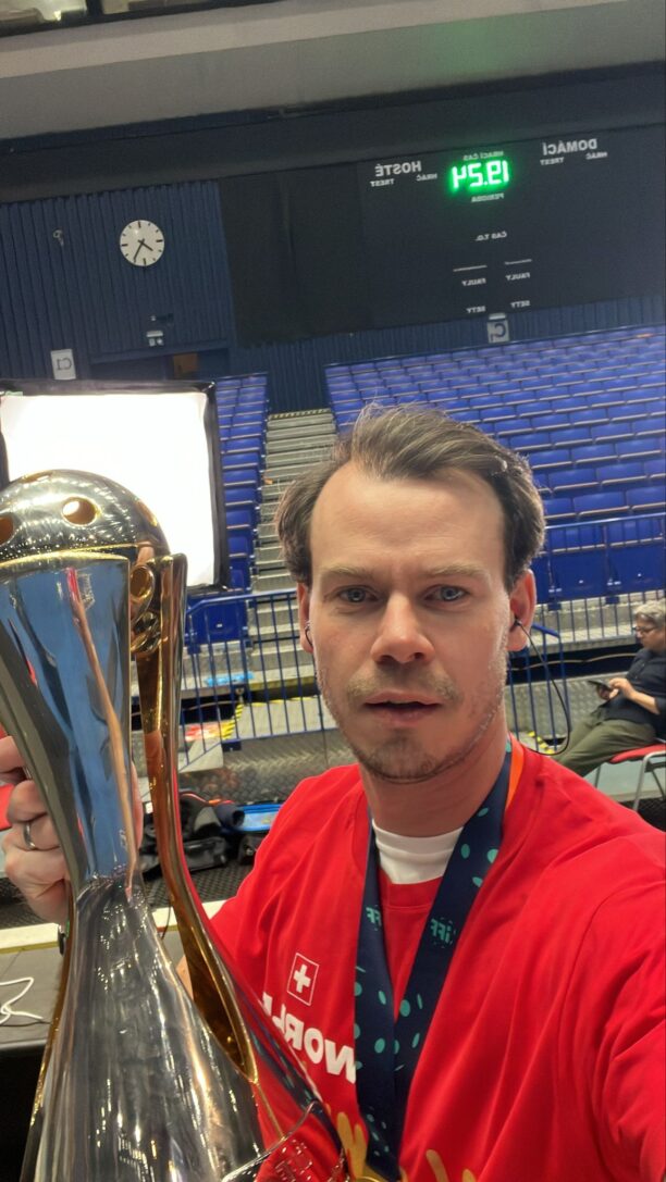 whatsapp-image-2025-12-14-at-193524